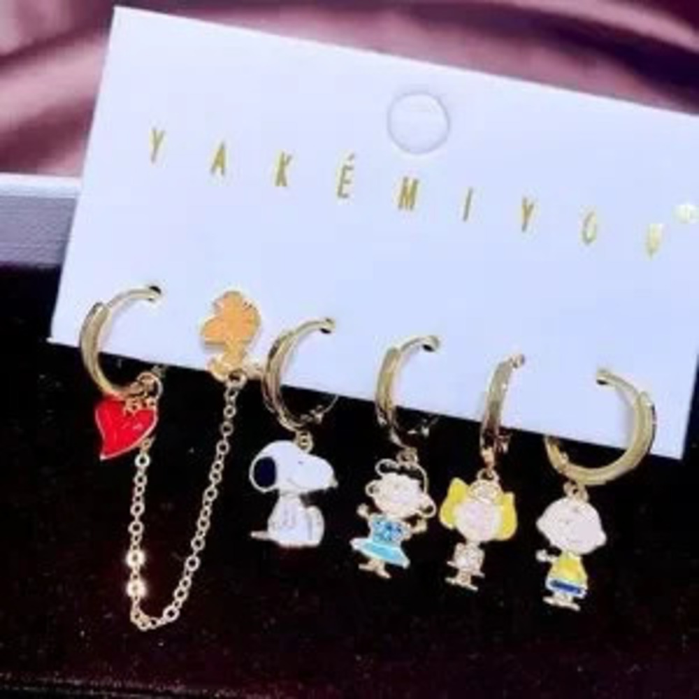 14K Gold Peanuts Gang Snoopy Theme Earrings Huggie Hoop Dangle Mismatched Set